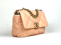 Excellent Pre-Loved Peach Maxi Quilted Leather Flap Bag.(side)