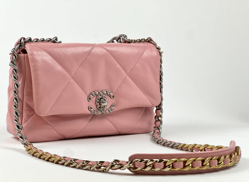 Pre-Loved Pink Maxi Quilted Leather Flap Bag.(front)