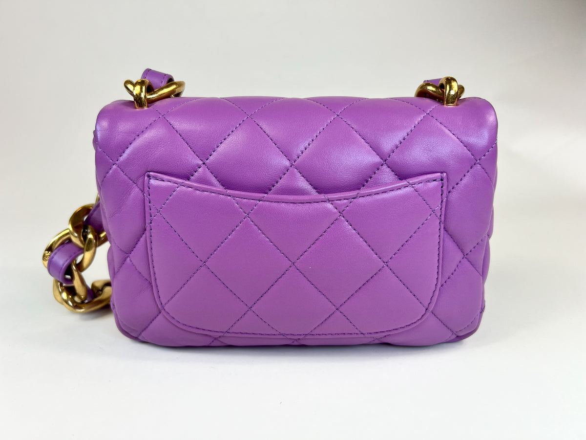 Excellent Pre-Loved Purple Lambskin Leather Flap Bag with Tonal Leather Interlaced Chunky Chain.(back)