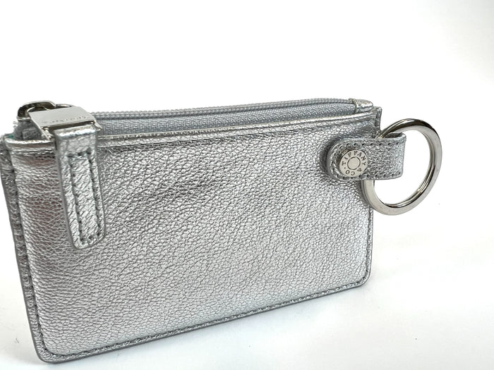 Excellent Pre-Loved Silver Metallic Leather Coin Pouch. (front)