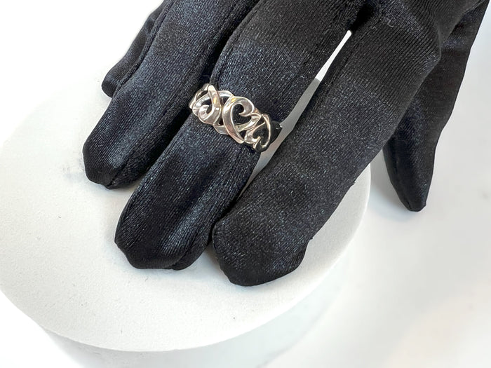 Tiffany&Co. Loving Heart Ring Size 53