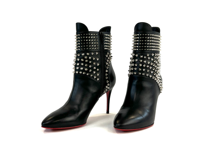 Excellent Pre-Loved Black Leather Silver Studded Point Toe Stiletto Heel Ankle Boots.(front)