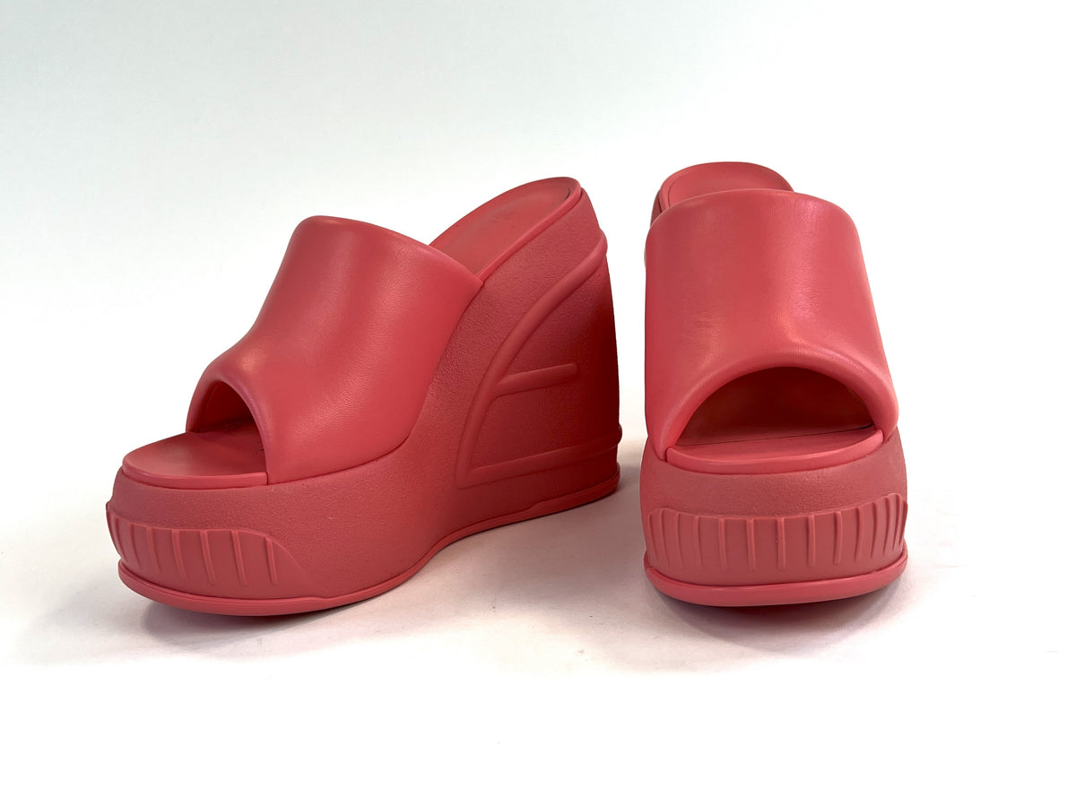 Excellent Pre-Loved Bubblegum Pink Leather and Rubber Wedge Platform Sandals. (front)