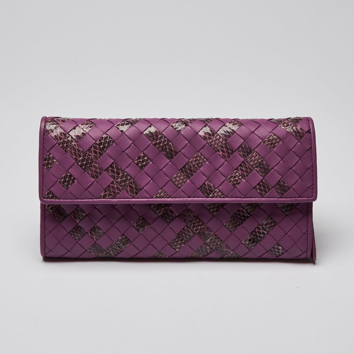 Bottega Veneta Intrecciato Full Size Wallet