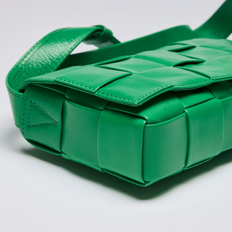 Bottega Veneta Green Intreccio Leather Mini Cassette Bag(corner)