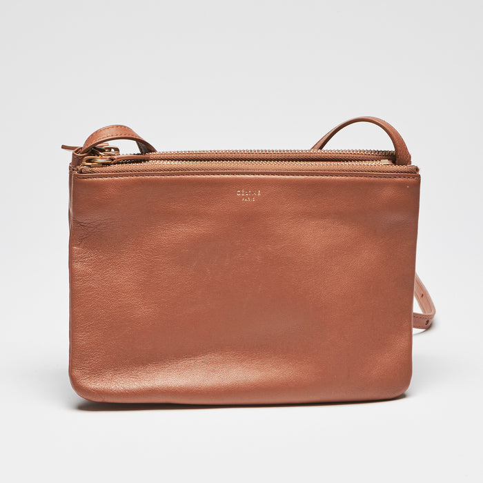 Excellent Pre-Loved Camel Color Soft Leather Crossbody Bag.(front)