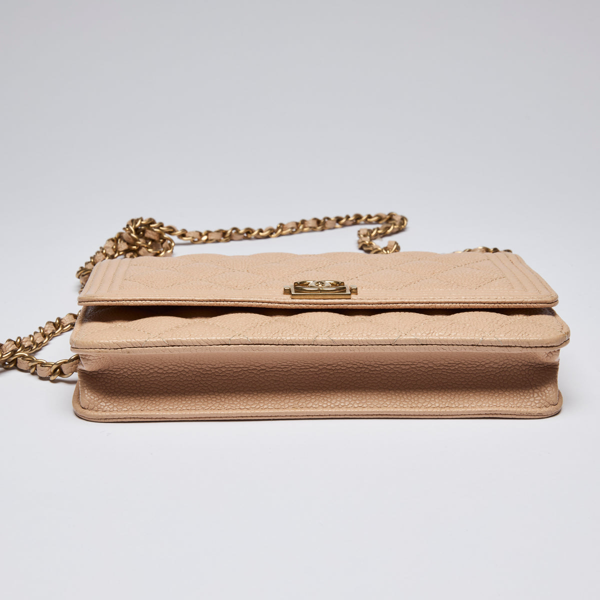 Excellent Pre-Loved Beige Grained Leather Wallet on Chain. (bottom)