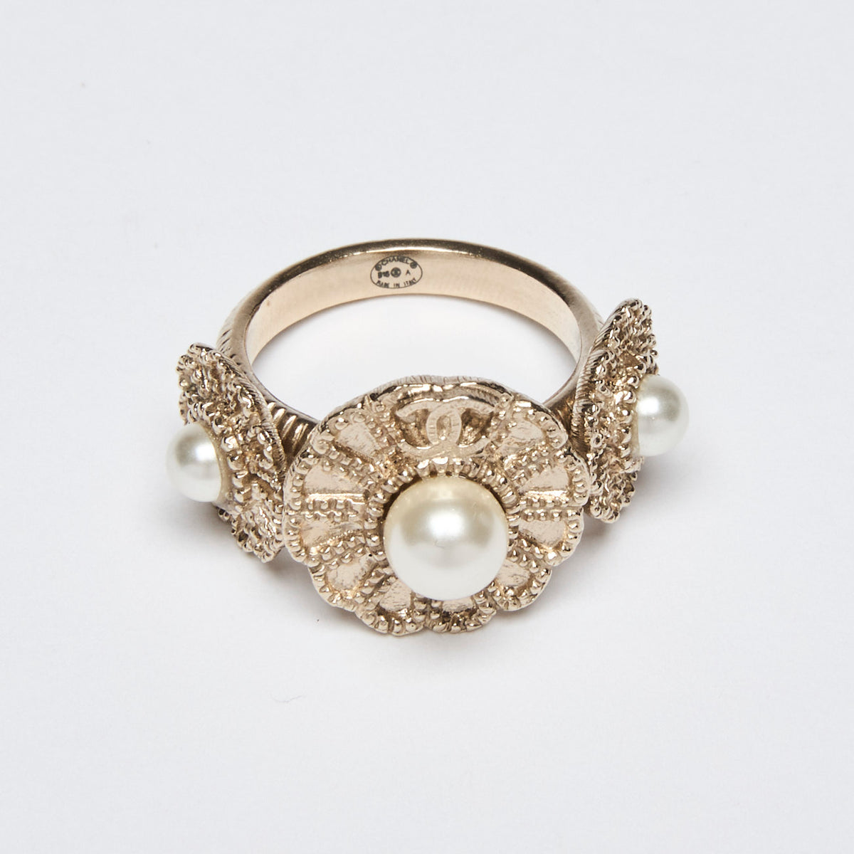 Excellent Pre-Loved Gold Tone Metal Ring with Floral Motif and Pearls Embellishment. (front)