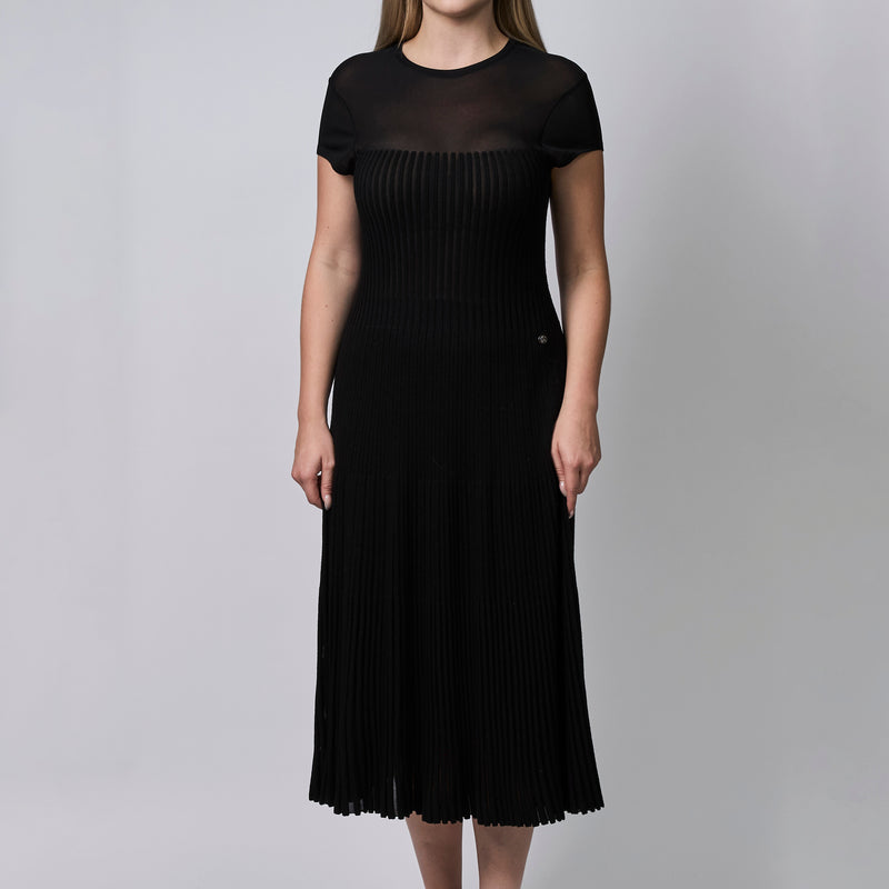 Pre-Loved Chanel™ Black Wool Long Dress Size 42