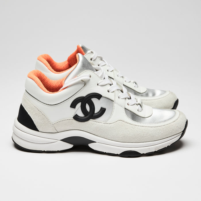 Pre-Loved Chanel™ Chanel White Leather and Suede CC Sneakers, Size 37