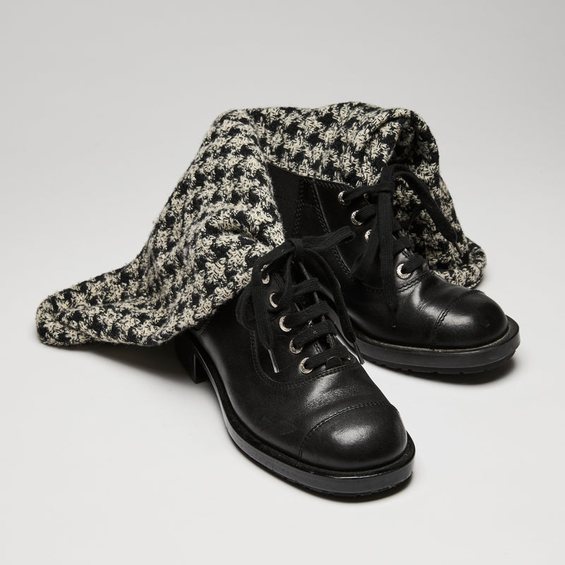 Pre-Loved Chanel ™ 2011 Tweed and Black Leather Boots, Size 38