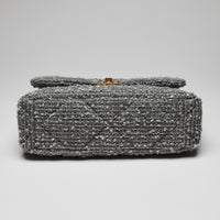 Pre-Loved Chanel ™ Large Grey Tweed Chanel 19 handbag