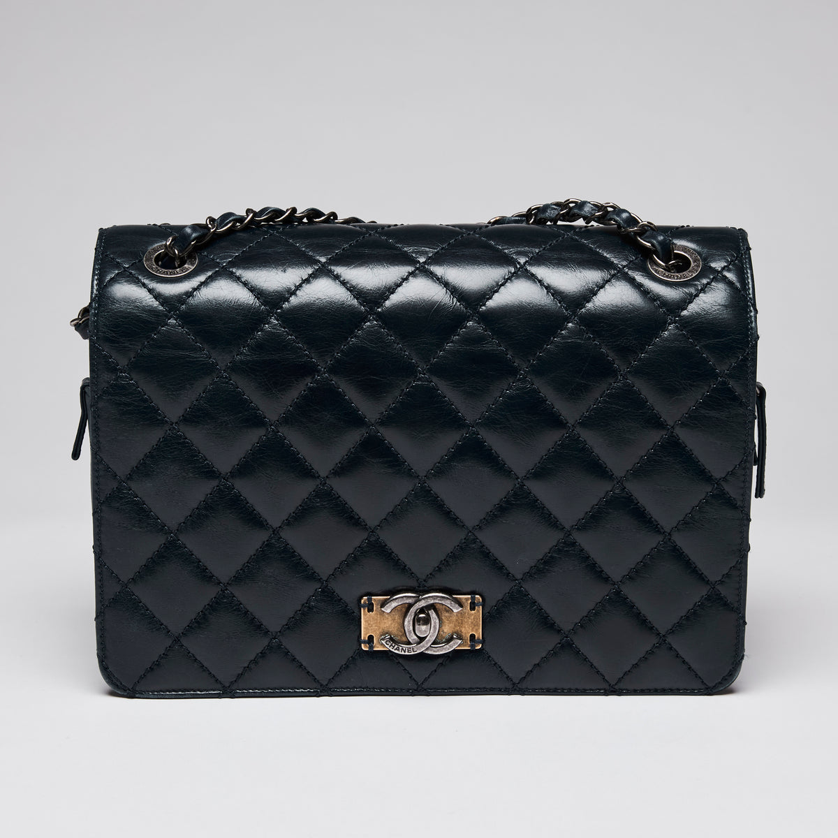 Pre-Loved Chanel ™ Navy Quilted Flap Bag