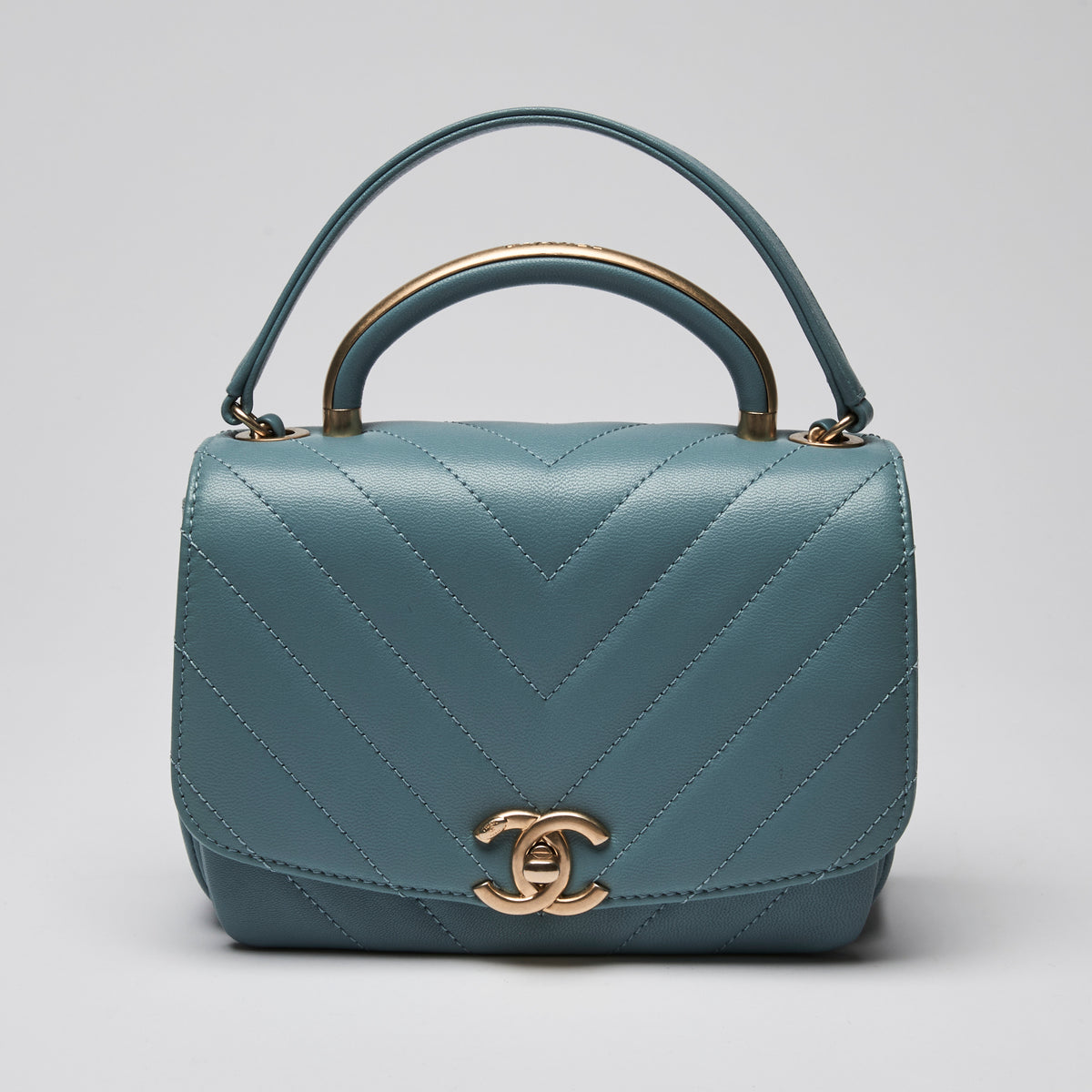 Pre-Loved Chanel ™ Blue Calfskin Single Flap Bag with Top Handle and Gold Hardware