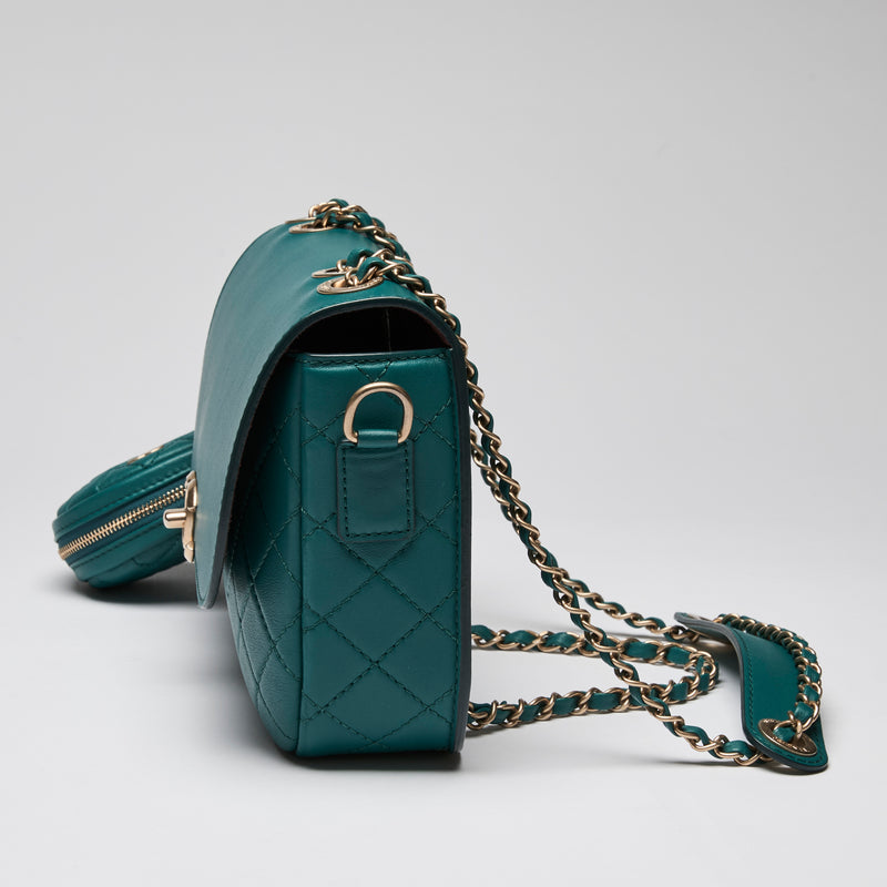 Pre-Loved Chanel ™ Teal Single Flap Bag with Coin Pouch Attachment