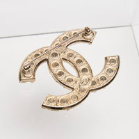 Pre-Loved Chanel ™ Gold Brooch with Crystal Embellishments and Pearls