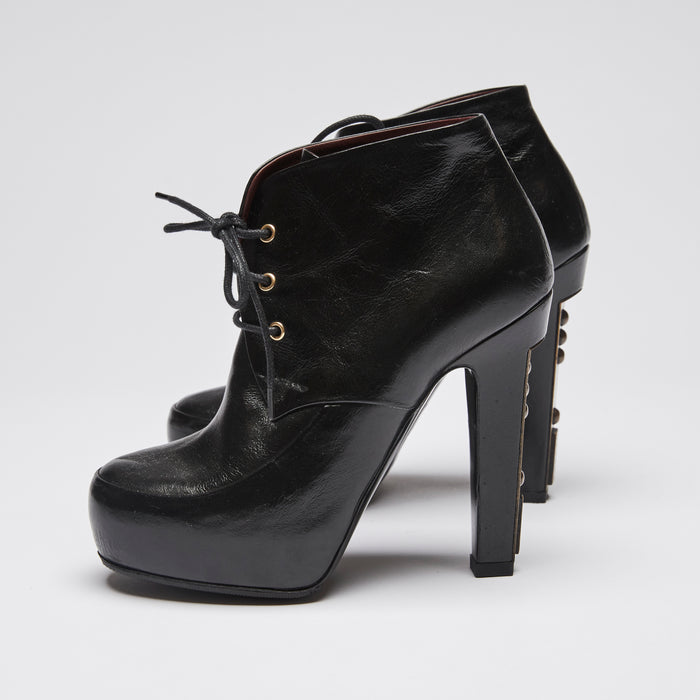 Pre-Loved Black Leather Lace Up Platform High Heel Boots.(side)