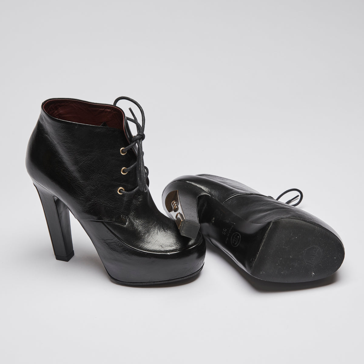 Pre-Loved Black Leather Lace Up Platform High Heel Boots.(bottom)