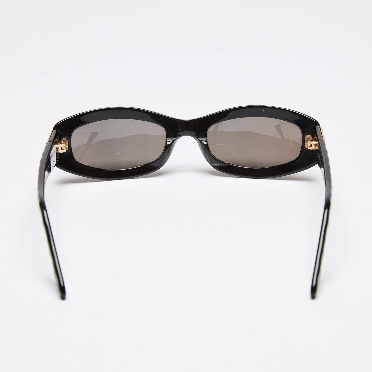 Pre-Loved Chanel™ Oval Sunglasses Black