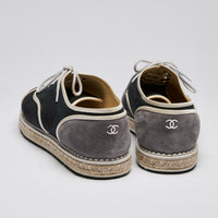 Pre-Loved Chanel™ Navy and White Canvas Lace Up Espadrilles Size 40.5