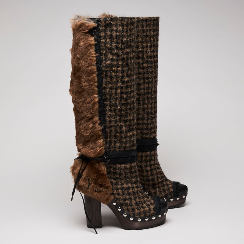 Pre-Loved Chanel™ Tweed Fantasy Fur High Boots Camel Marron Size 37