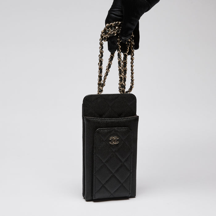 Pre-Loved Chanel™ Iphone Crossbody Bag with Grained Leather (front)