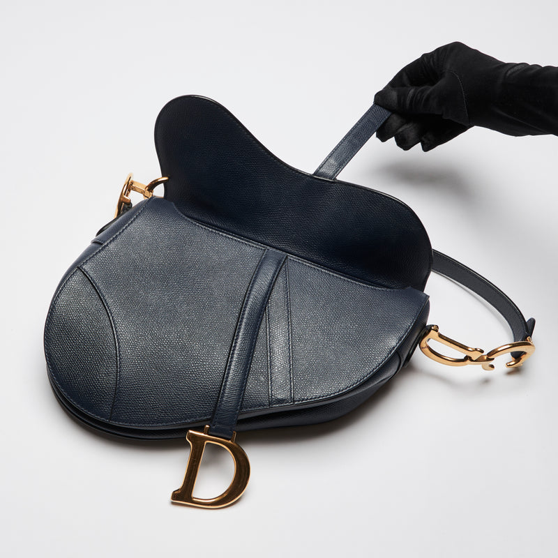 Pre-Loved Navy Blue Textured Leather Oblique Shape Shoulder Bag. (flap)