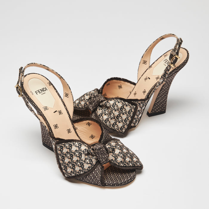 Excellent Pre-Loved Beige and Brown Patterned Fabric Open Toe Sling Back Sandals with Adjustable Ankle Straps (front)