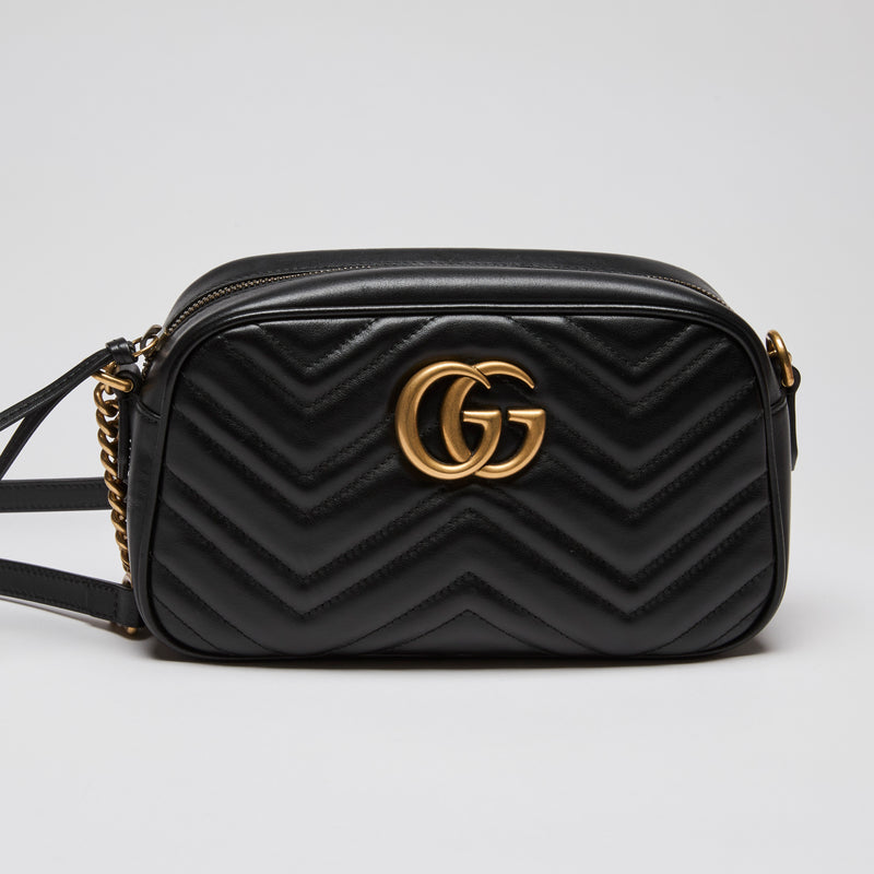 Excellent Pre-Loved Gucci Black Mini GG Marmont Chain Shoulder Bag (Front)