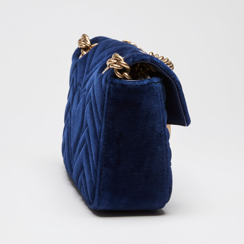 Pre-Loved Gucci Matelasse Blue Velvet Mini GG Marmont Shoulder Bag. (Side)