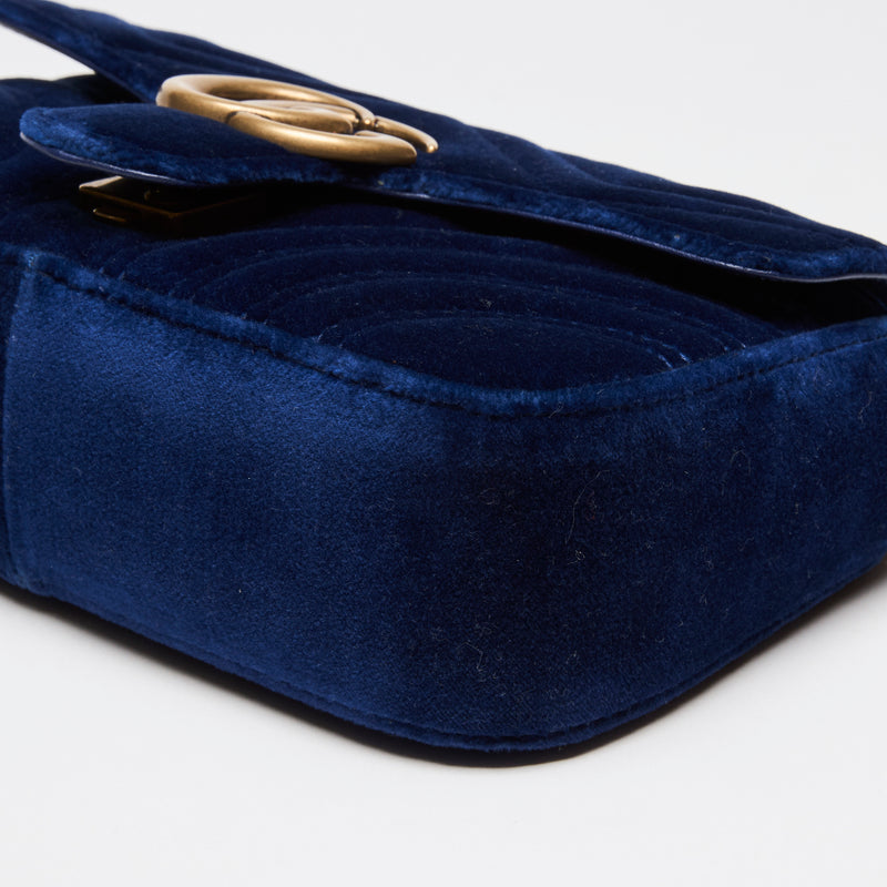 Pre-Loved Gucci Matelasse Blue Velvet Mini GG Marmont Shoulder Bag. (Corner)