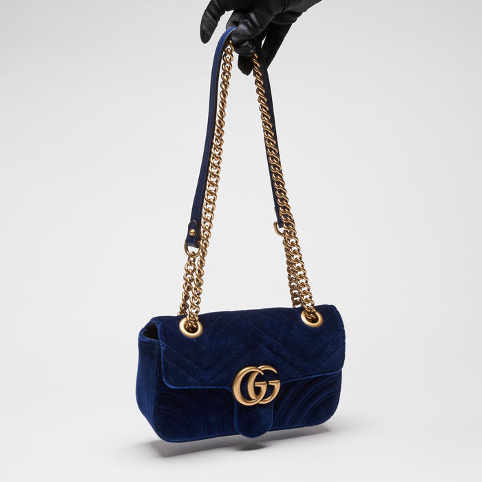 Pre-Loved Gucci Matelasse Blue Velvet Mini GG Marmont Shoulder Bag. (Front)