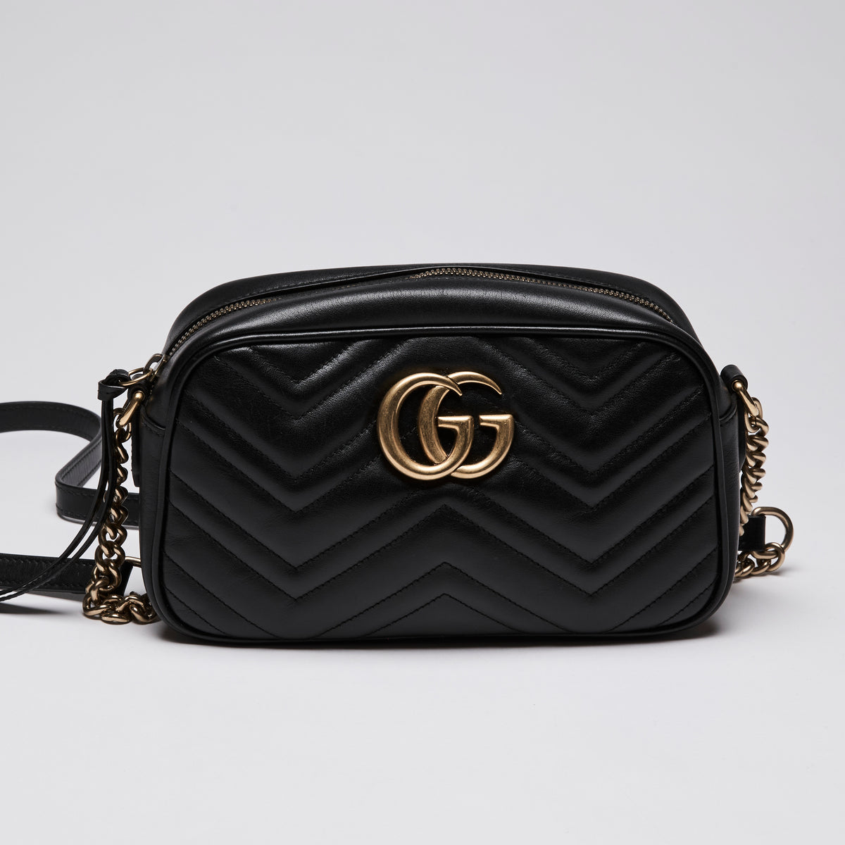 Gucci Marmont Camera Bag in Black Quilted Leather