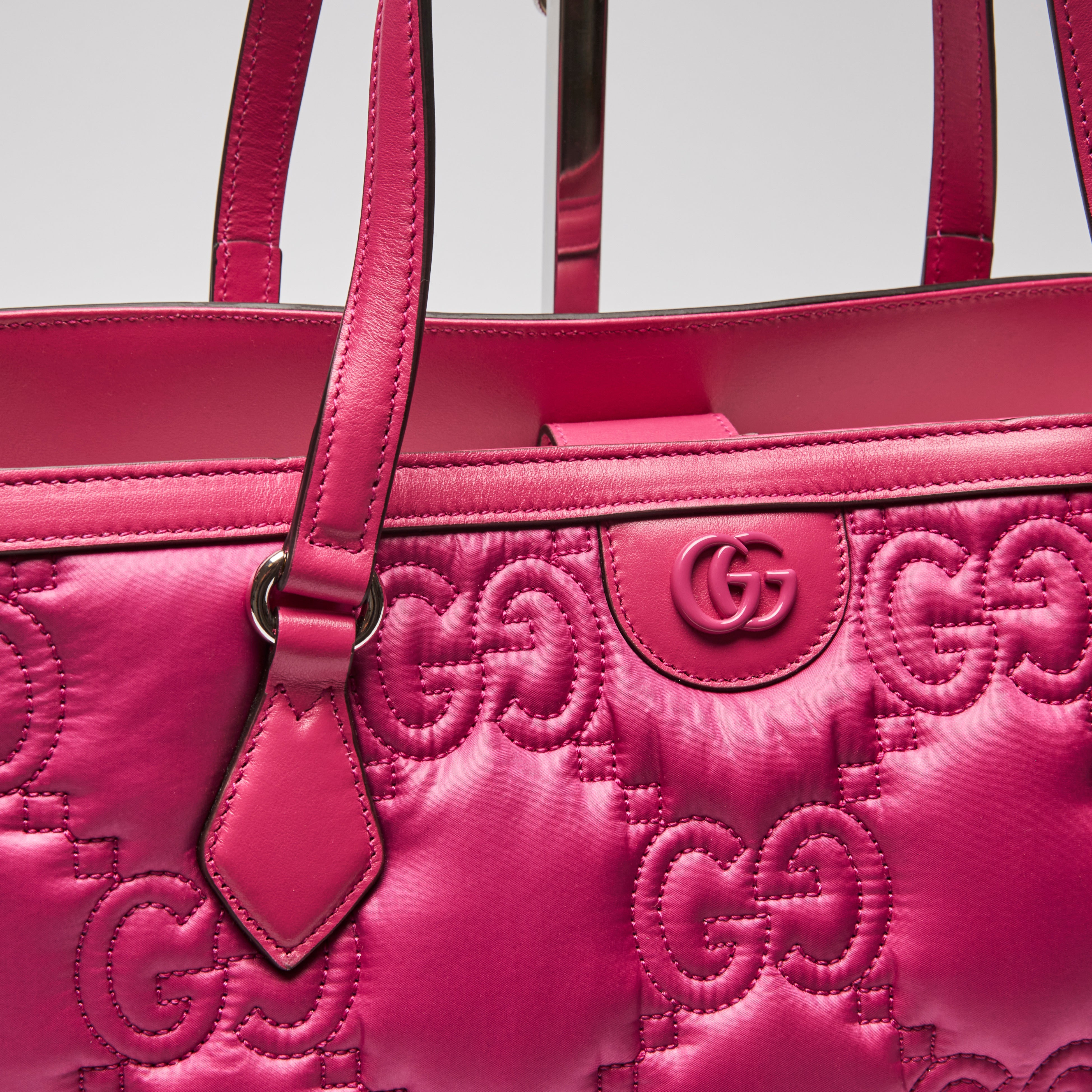 Bright pink cheap gucci bag