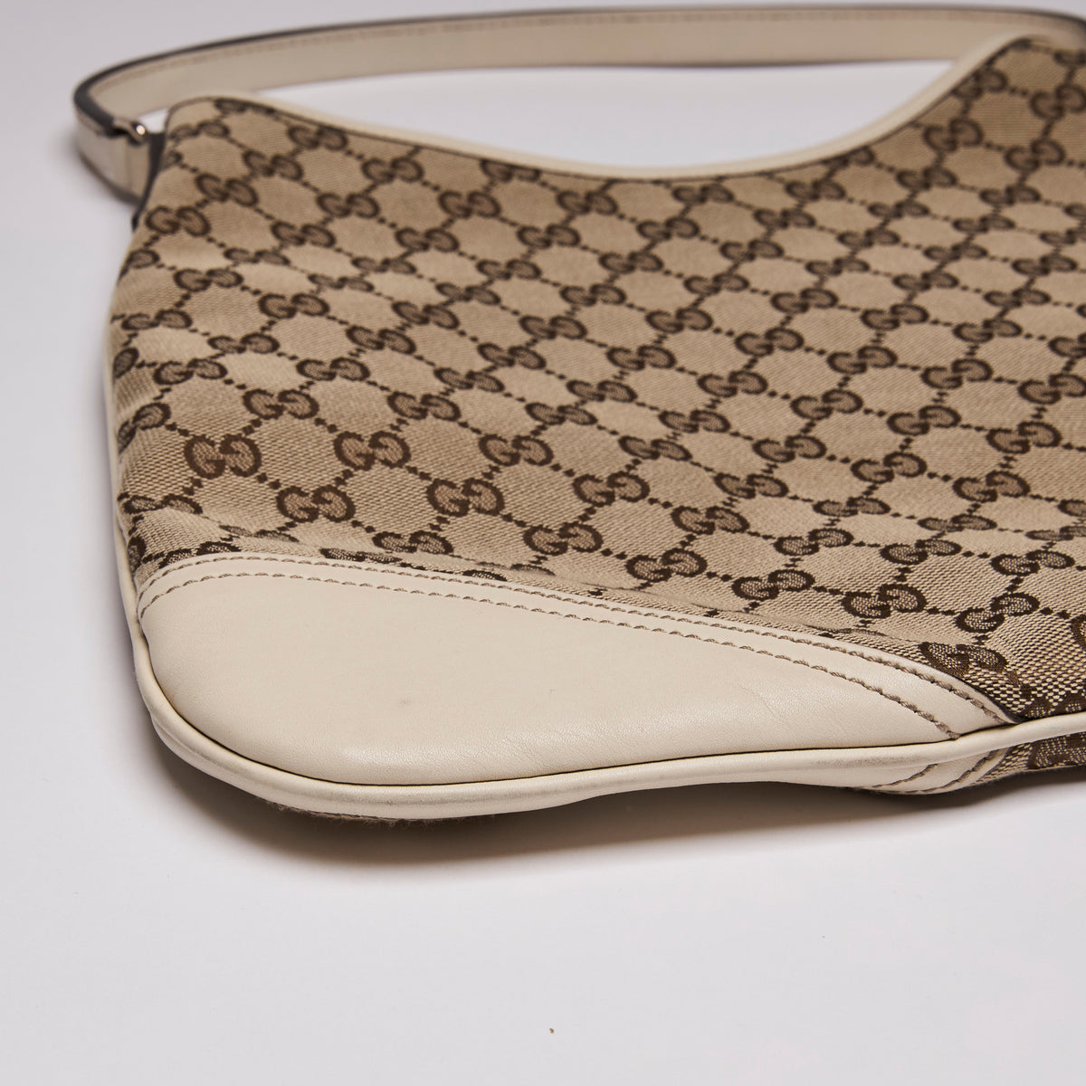 Gucci Brown & Cream GG Canvas Monogram Britt Shoulder Bag (Corner)