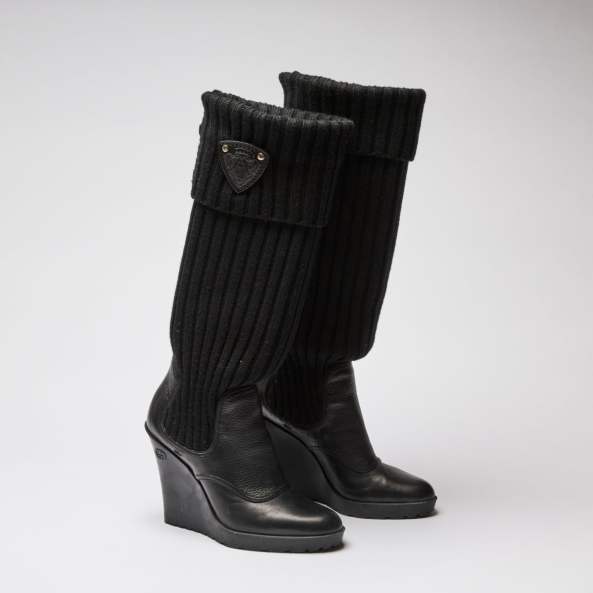 Gucci Knee-High Boots with Ribbing Size 35