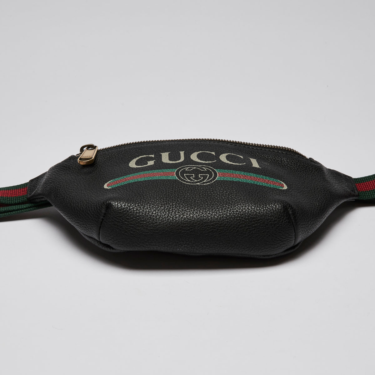 Gucci Grained Calfskin Small Logo Belt Bag Black