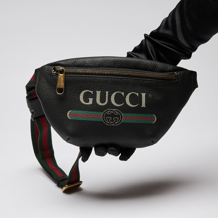 Gucci Grained Calfskin Small Logo Belt Bag Black