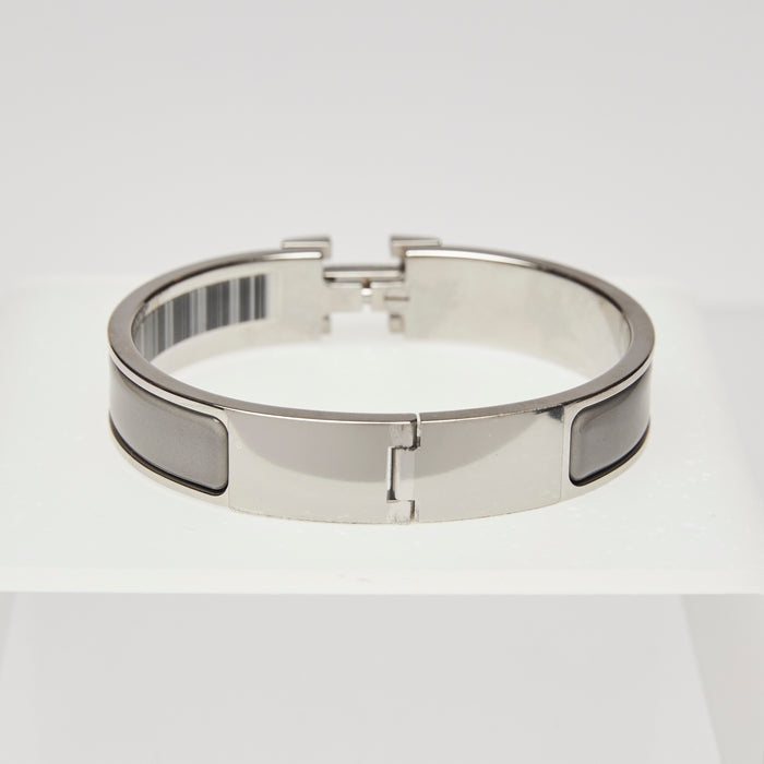 Pre-Loved Grey Enameled Thin Bracelet with Silver Tone Hardware. (back)