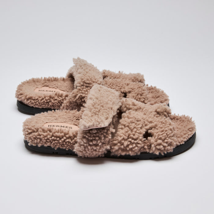 Pre-Loved Dusty Pink Shearling Teddy Sandals with Velcro Strap. (side)