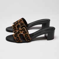 Hermès Oasis Leather Sandals Size 38