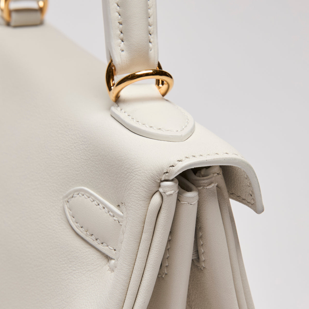 Hermes White Swift Leather Kelly 25 (Corner)