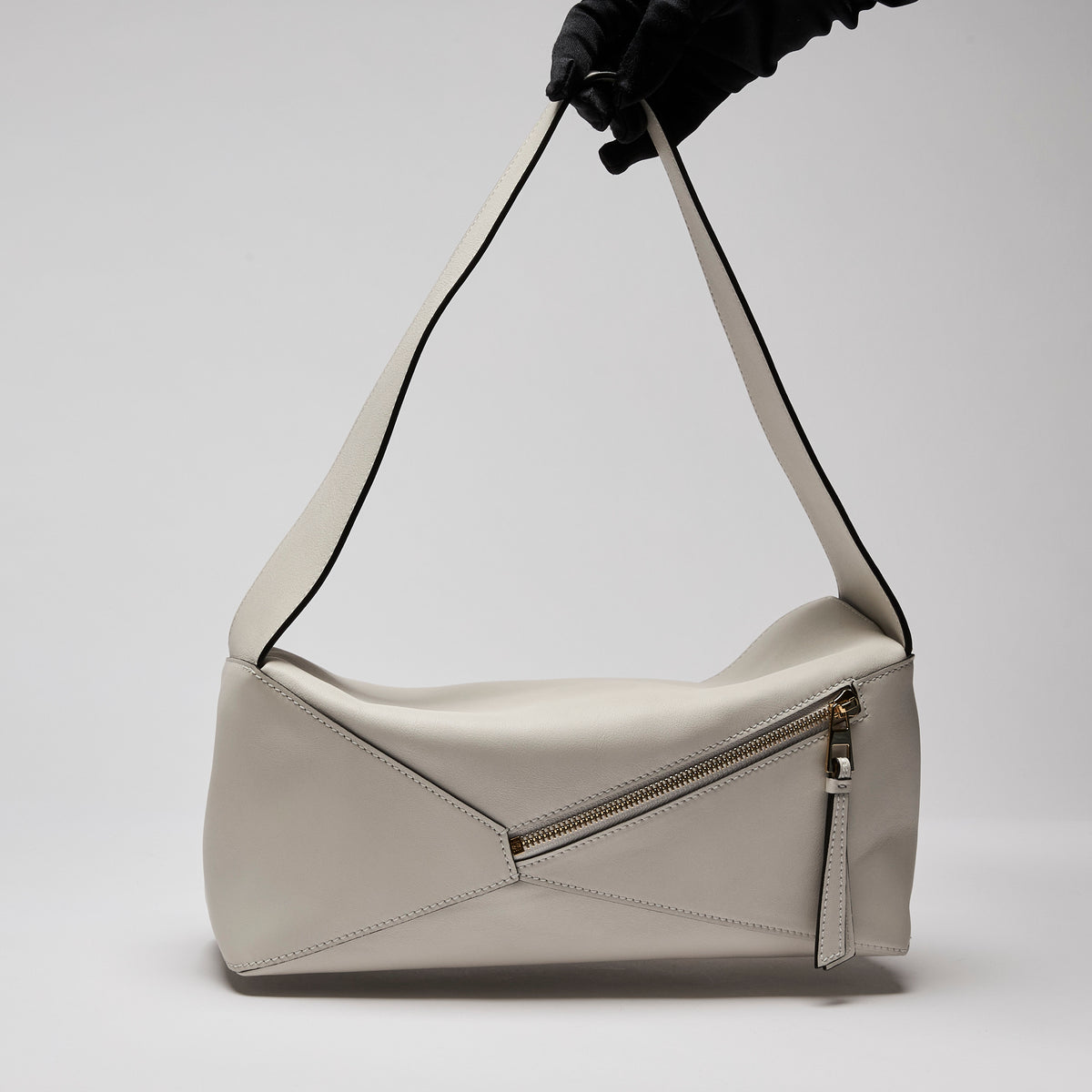 Loewe Leather Puzzle Hobo Bag in Light Gray (Back)