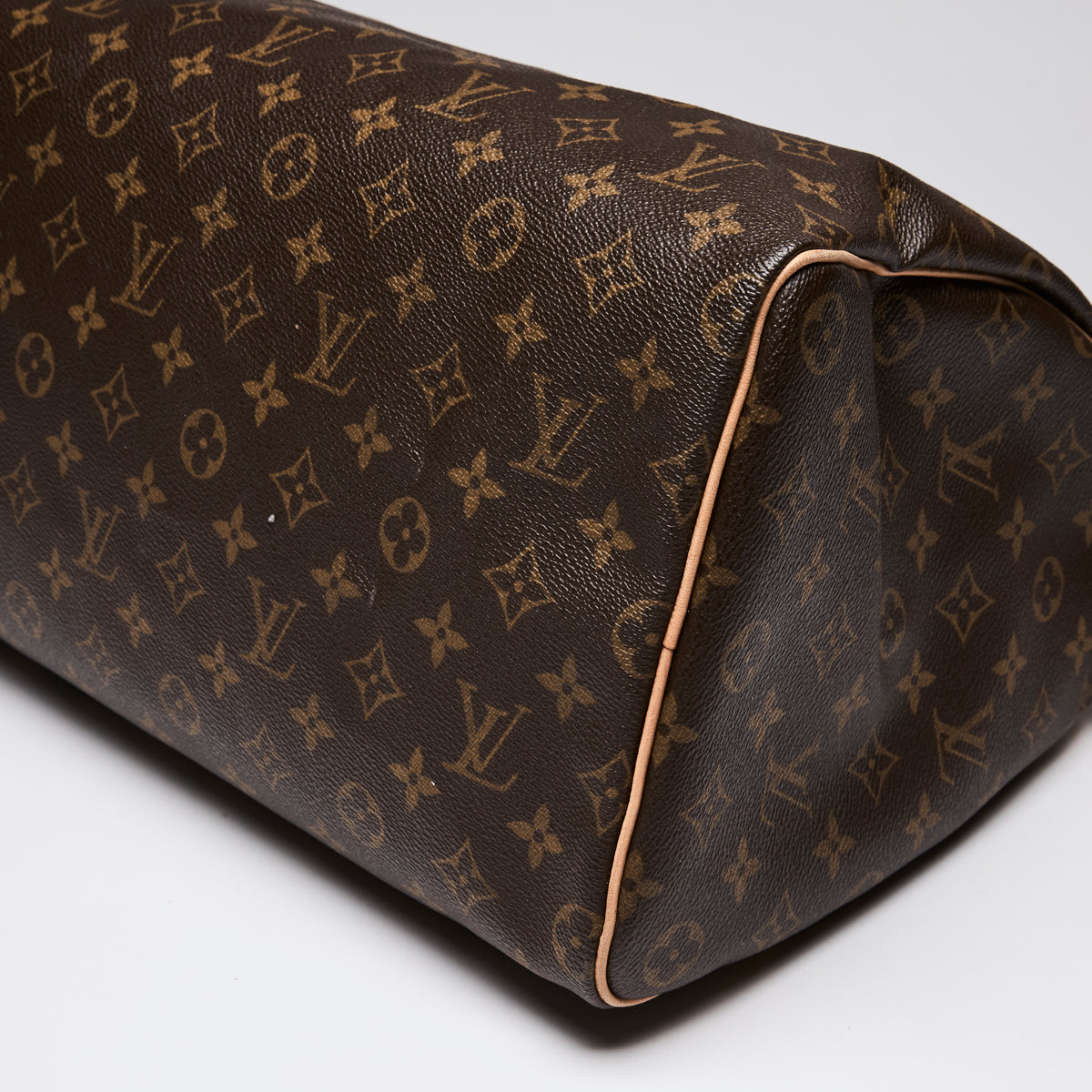 Louis Vuitton "Speedy" 40 Bag in Monogram and Leather