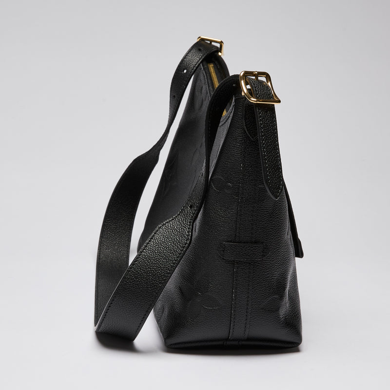 Louis Vuitton Carryall MM in Monogram Empriente Black Leather