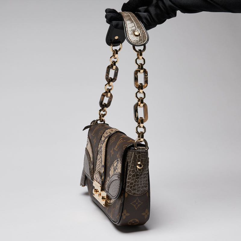 Louis Vuitton Limited Edition Python Monogramissime Pochette Flap Bag