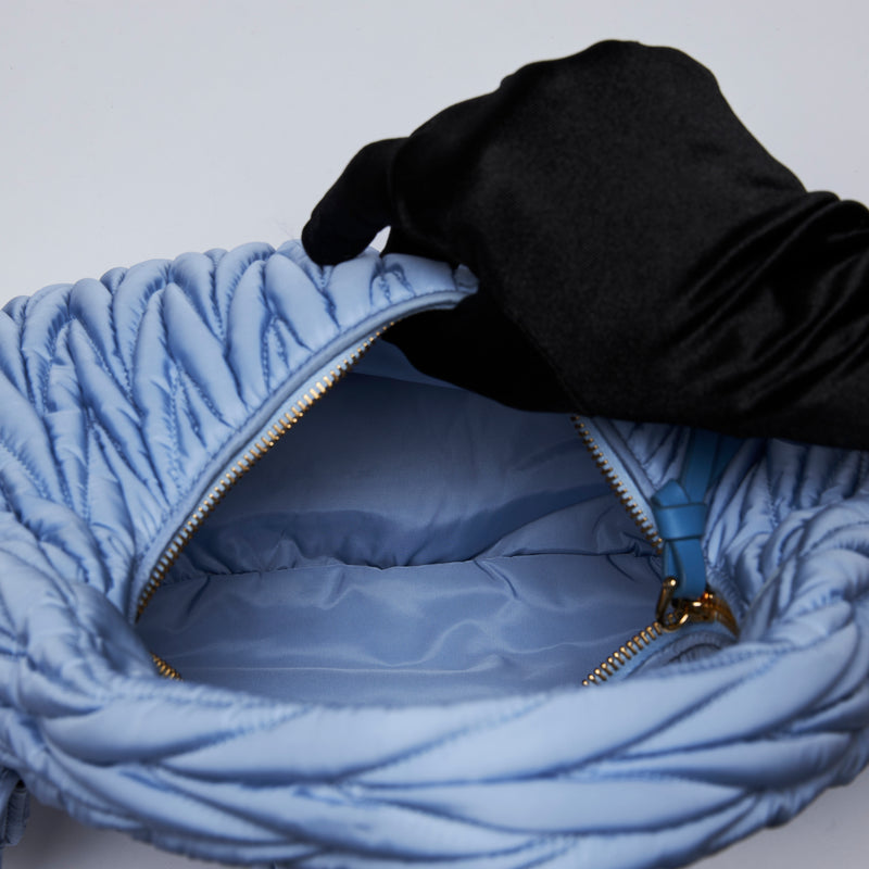 Excellent Pre-Loved Light Blue Nylon Pleated Shoulder Bag(interior)