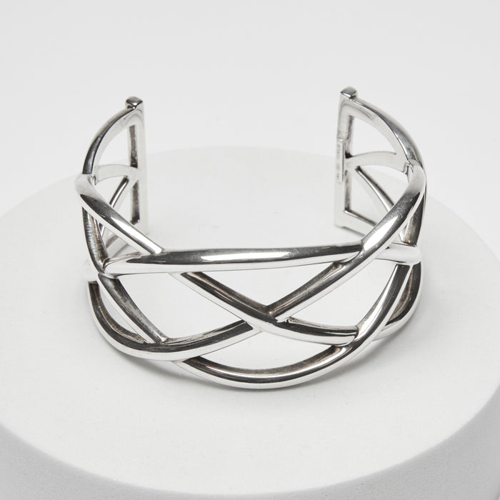 Excellent Pre-Loved Sterling Silver Weave Open Cuff Bracelet.(front)