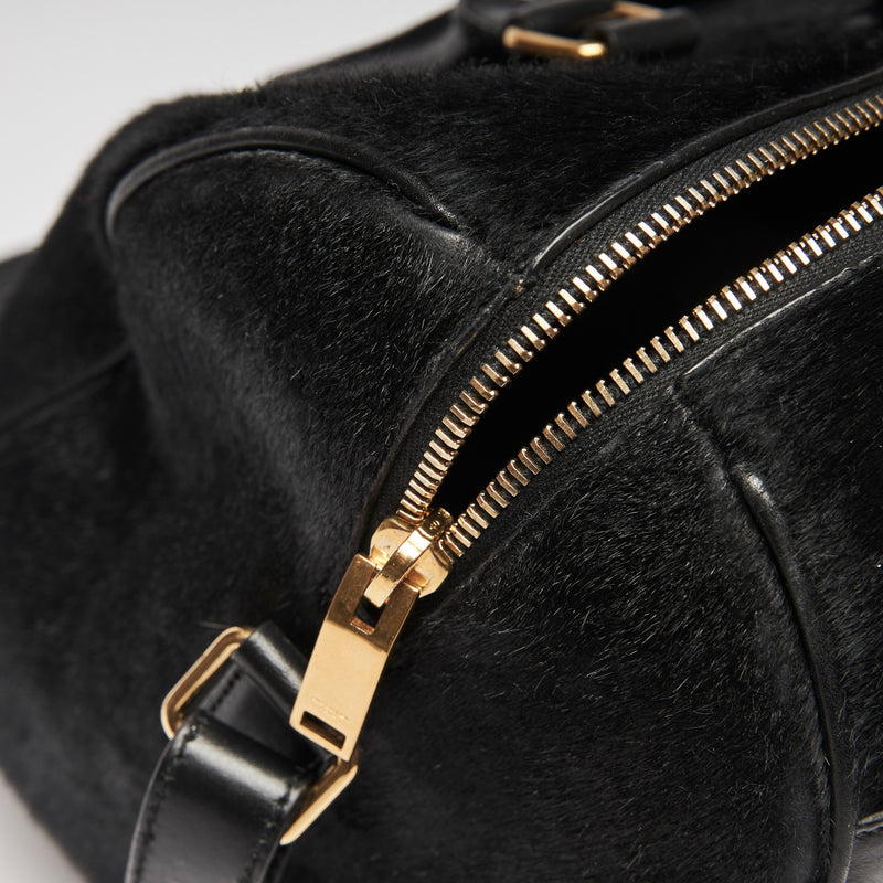 Pre-Loved Black Leather and Pony Hair Duffle Bag with Removable Shoulder Strap.  (zipper close up)