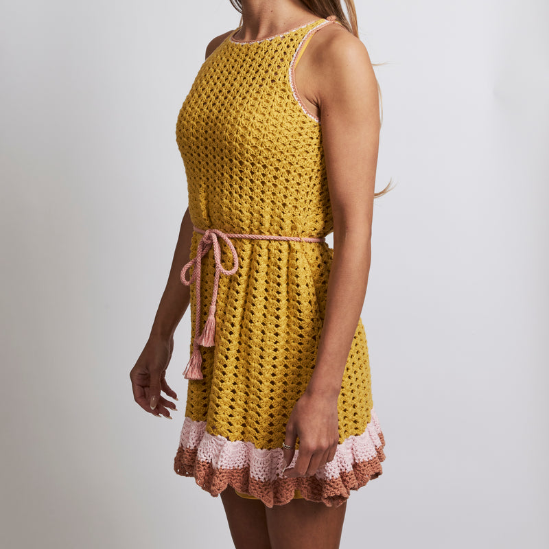 Excellent Pre-Loved Yellow Sleeveless Crochet Dress.(side)